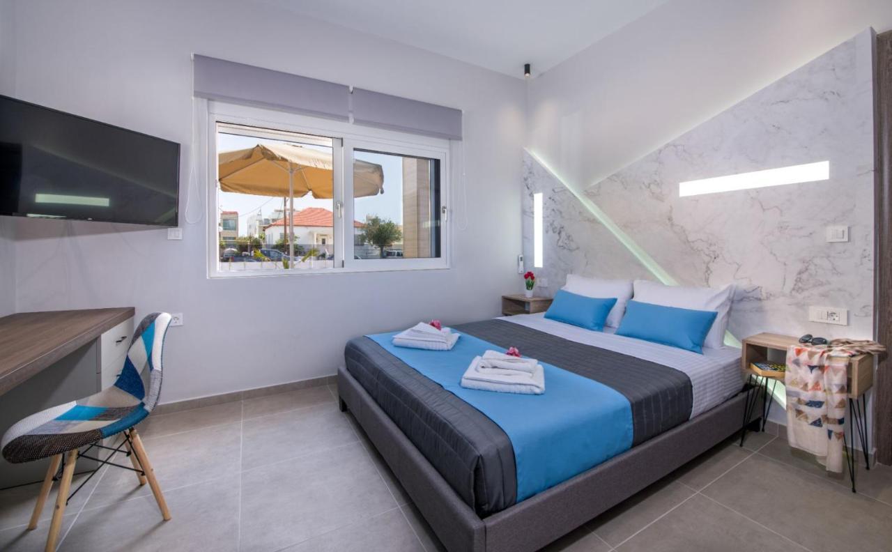 Stalós Luxury Villa Eva-Mari With Jacuzzi, 50M From The Beach מראה חיצוני תמונה