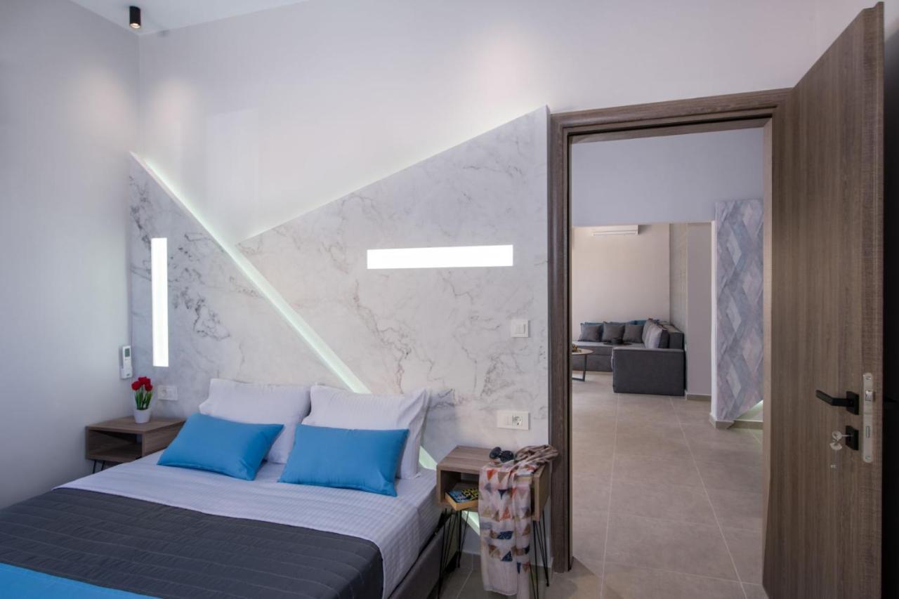 Stalós Luxury Villa Eva-Mari With Jacuzzi, 50M From The Beach מראה חיצוני תמונה