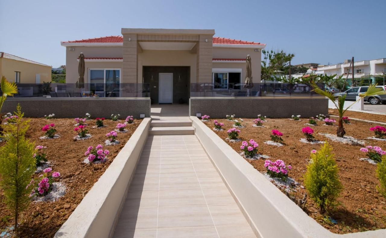 Stalós Luxury Villa Eva-Mari With Jacuzzi, 50M From The Beach מראה חיצוני תמונה