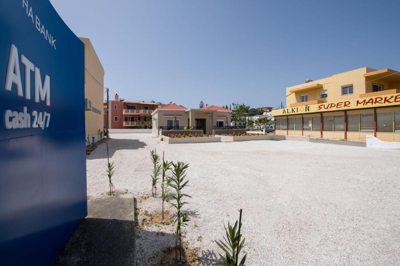 Stalós Luxury Villa Eva-Mari With Jacuzzi, 50M From The Beach מראה חיצוני תמונה