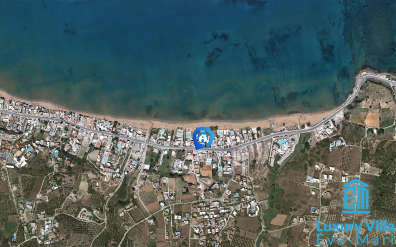 Stalós Luxury Villa Eva-Mari With Jacuzzi, 50M From The Beach מראה חיצוני תמונה