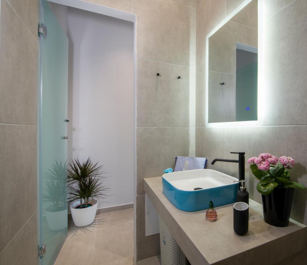 Stalós Luxury Villa Eva-Mari With Jacuzzi, 50M From The Beach מראה חיצוני תמונה